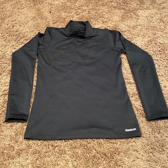 Reebok boys turtleneck shirt - Picture 1 of 2